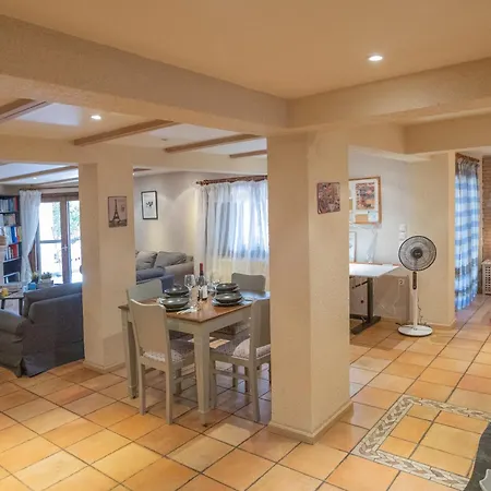 The Fortspot شقة *